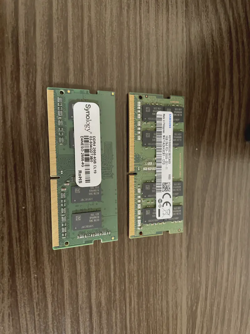 
The new RAM stick on the top and the old RAM stick on the bottom.
