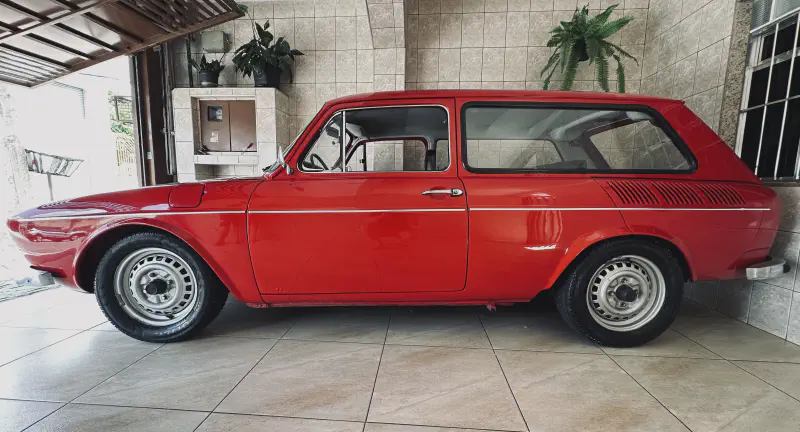 
The 1972 Volkswagen Variant I left side.
